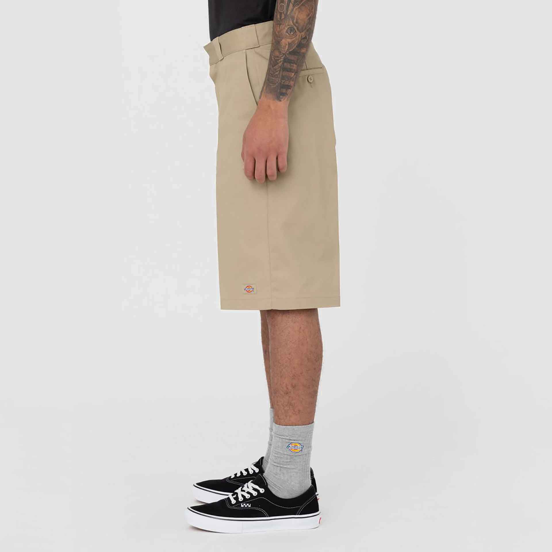 Dickies 13In Multi Pocket Work Shorts REC Khaki